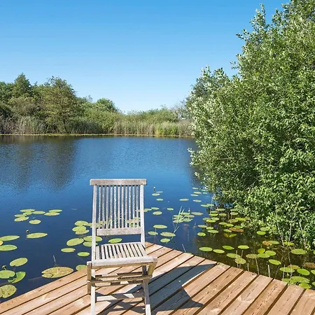 6 Person In Knebel Ørby